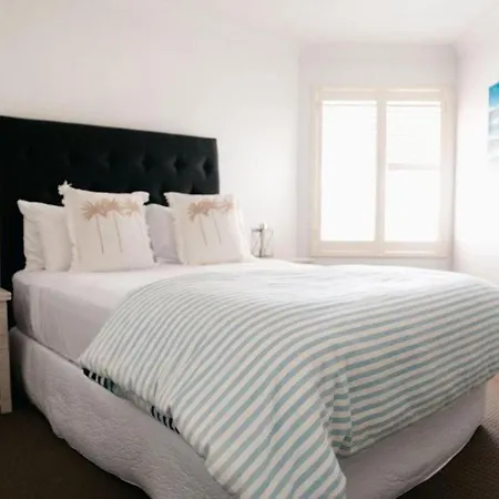 Le Beach Apartments-3